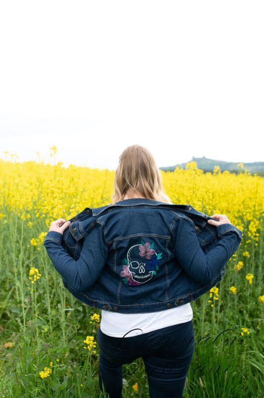 Džínová bunda - tmavě modrá modrá s výšivkou 